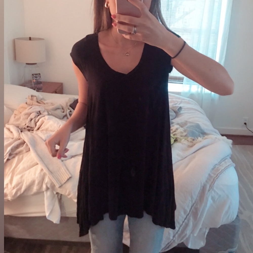Black cap sleeve trapeze top